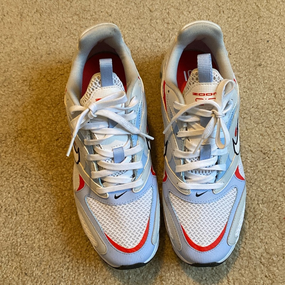 Nike Zoom Air Fire sneakers. White Royal Tint. Size 10 women’s.
